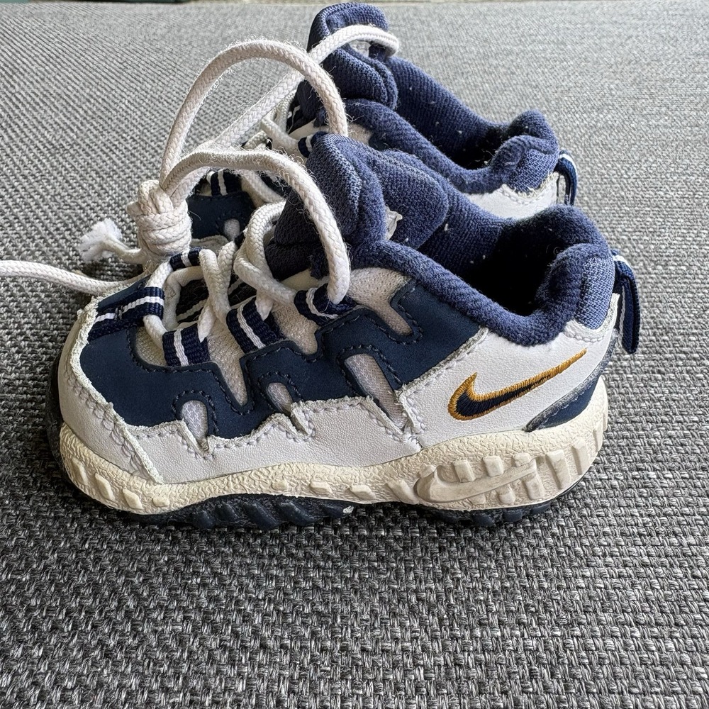 Vintage 1998 Nike Air Windtrailia Baby Toddler Shoes 2C Navy White 850104-141